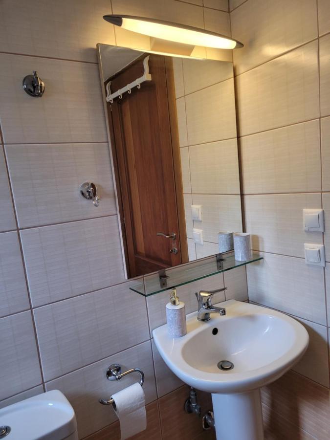 Cozy Apartment Fantastic View เนอามูดาเนีย ภายนอก รูปภาพ